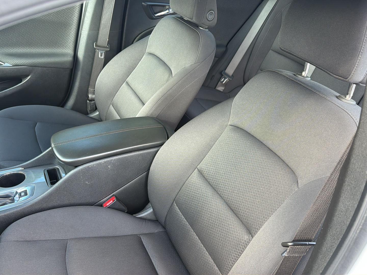 Used 2025 Chevrolet Malibu Sedan