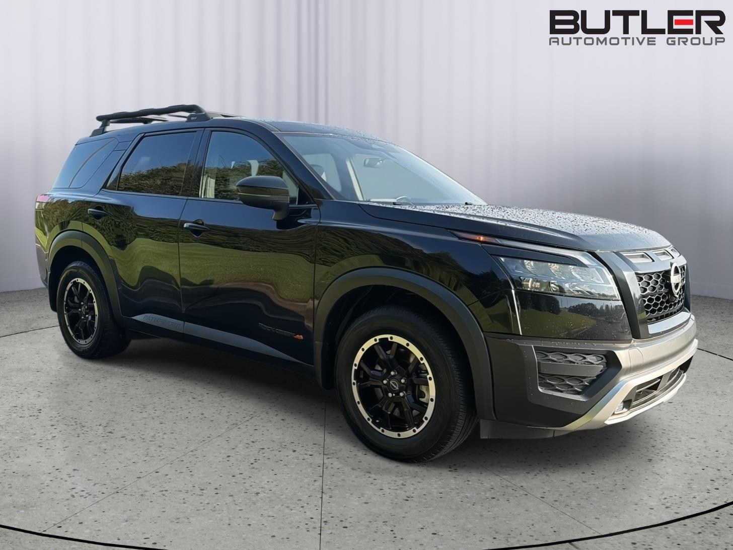 Used 2023 Nissan Pathfinder SUV