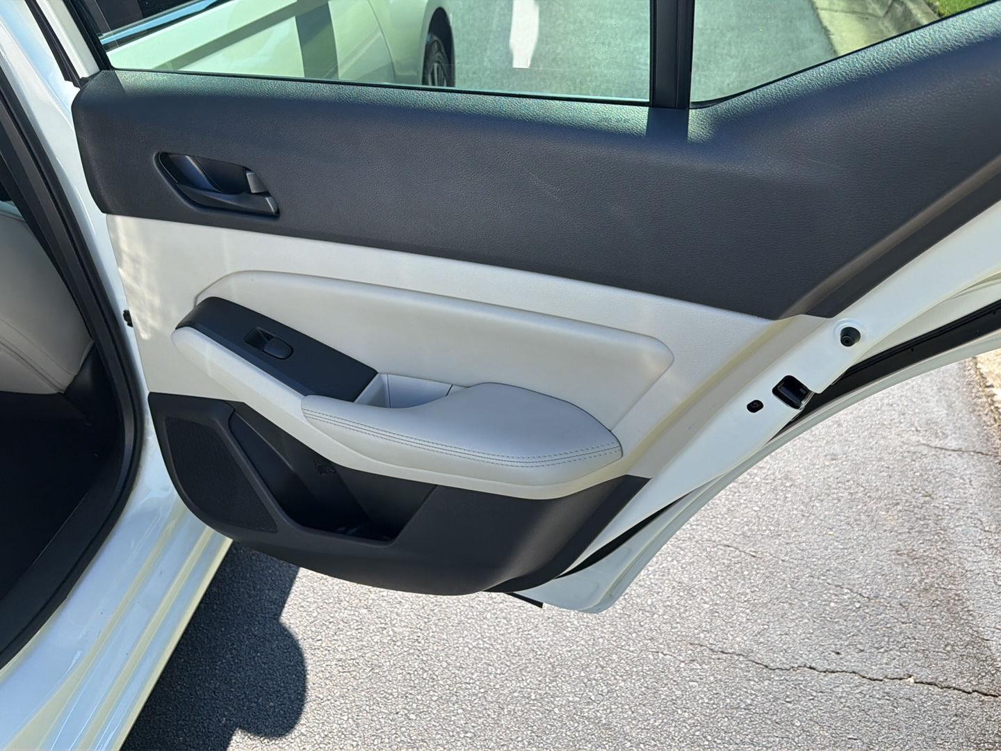 Used 2024 Nissan Altima Sedan