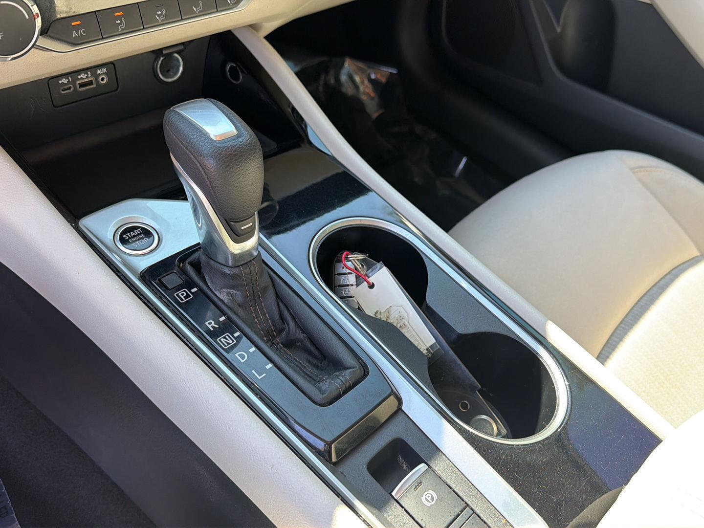 Used 2024 Nissan Altima Sedan