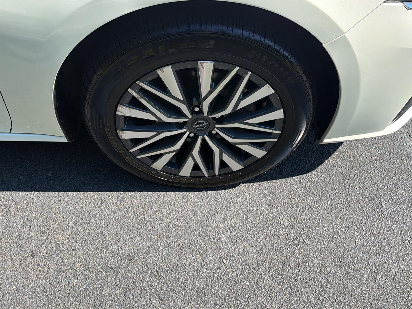 Used 2024 Nissan Altima Sedan