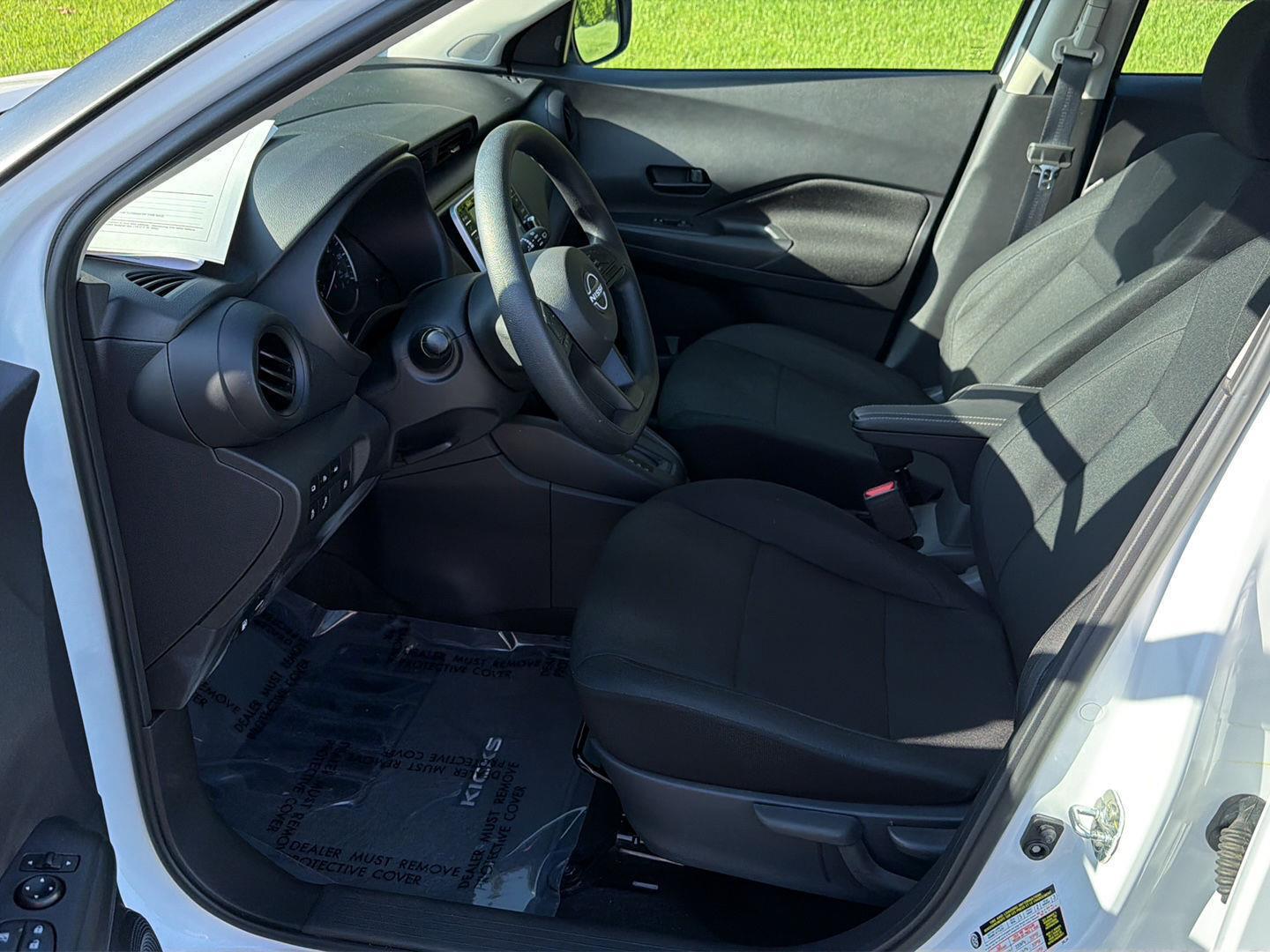 Used 2024 Nissan Kicks SUV