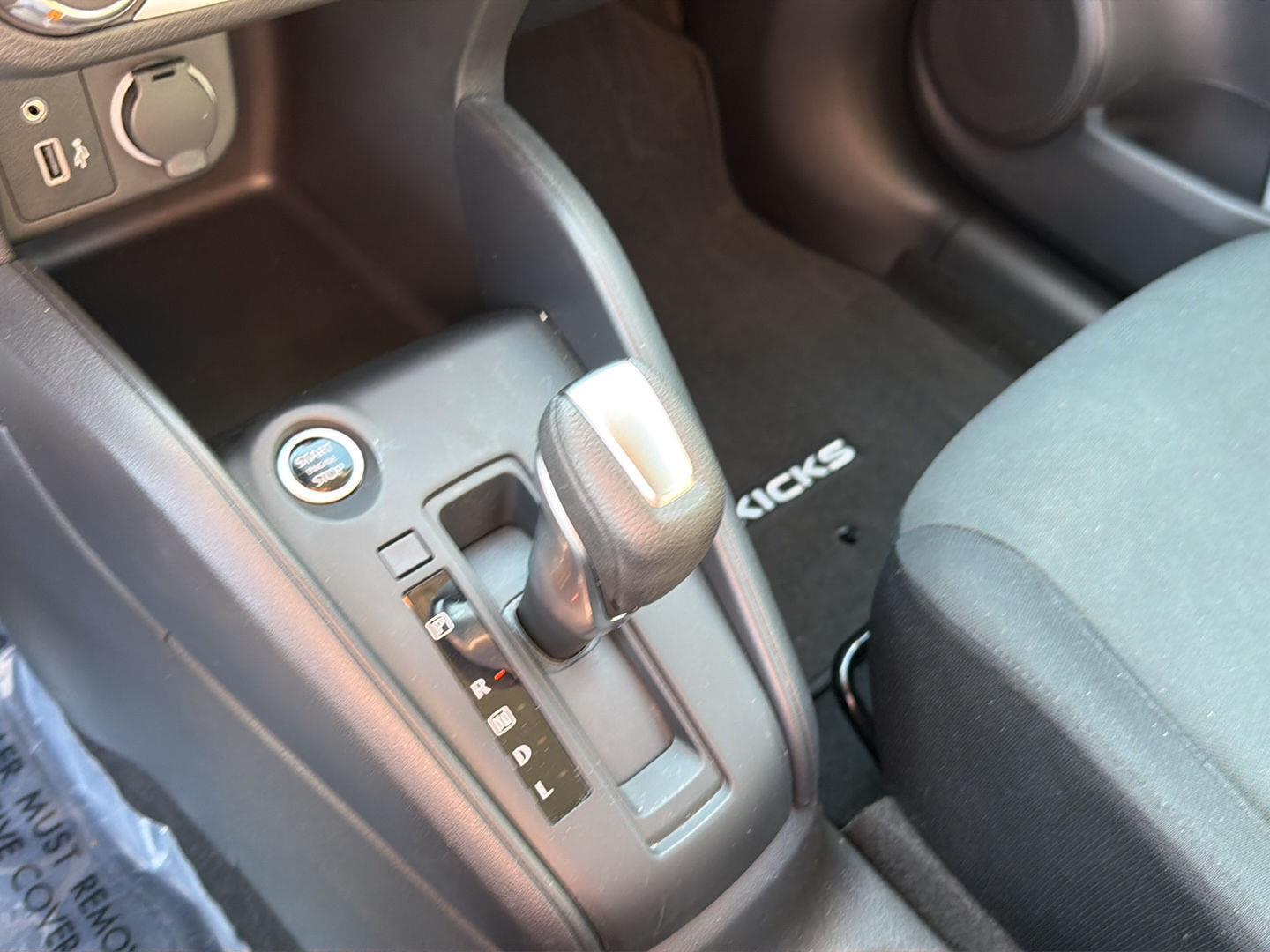Used 2024 Nissan Kicks SUV