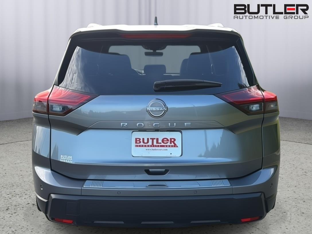 Used 2025 Nissan Rogue SUV