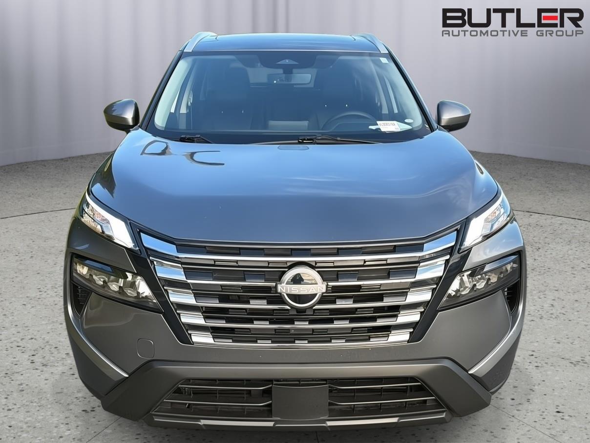Used 2025 Nissan Rogue SUV