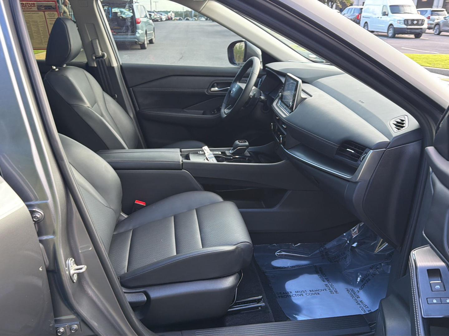 Used 2025 Nissan Rogue SUV