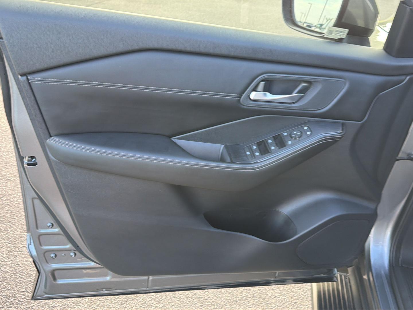 Used 2025 Nissan Rogue SUV