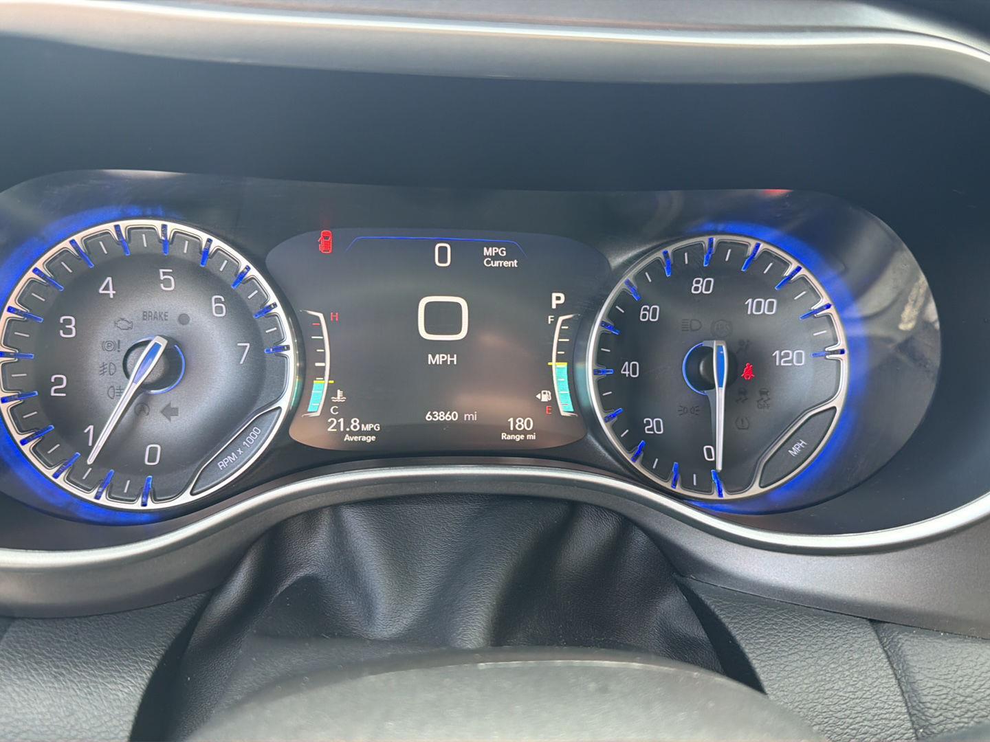 Used 2024 Chrysler Pacifica Van