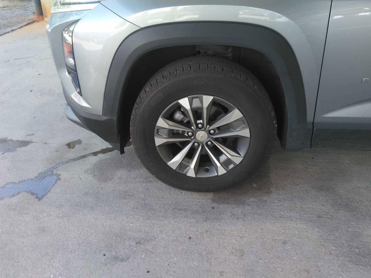 Used 2025 Chevrolet Equinox SUV