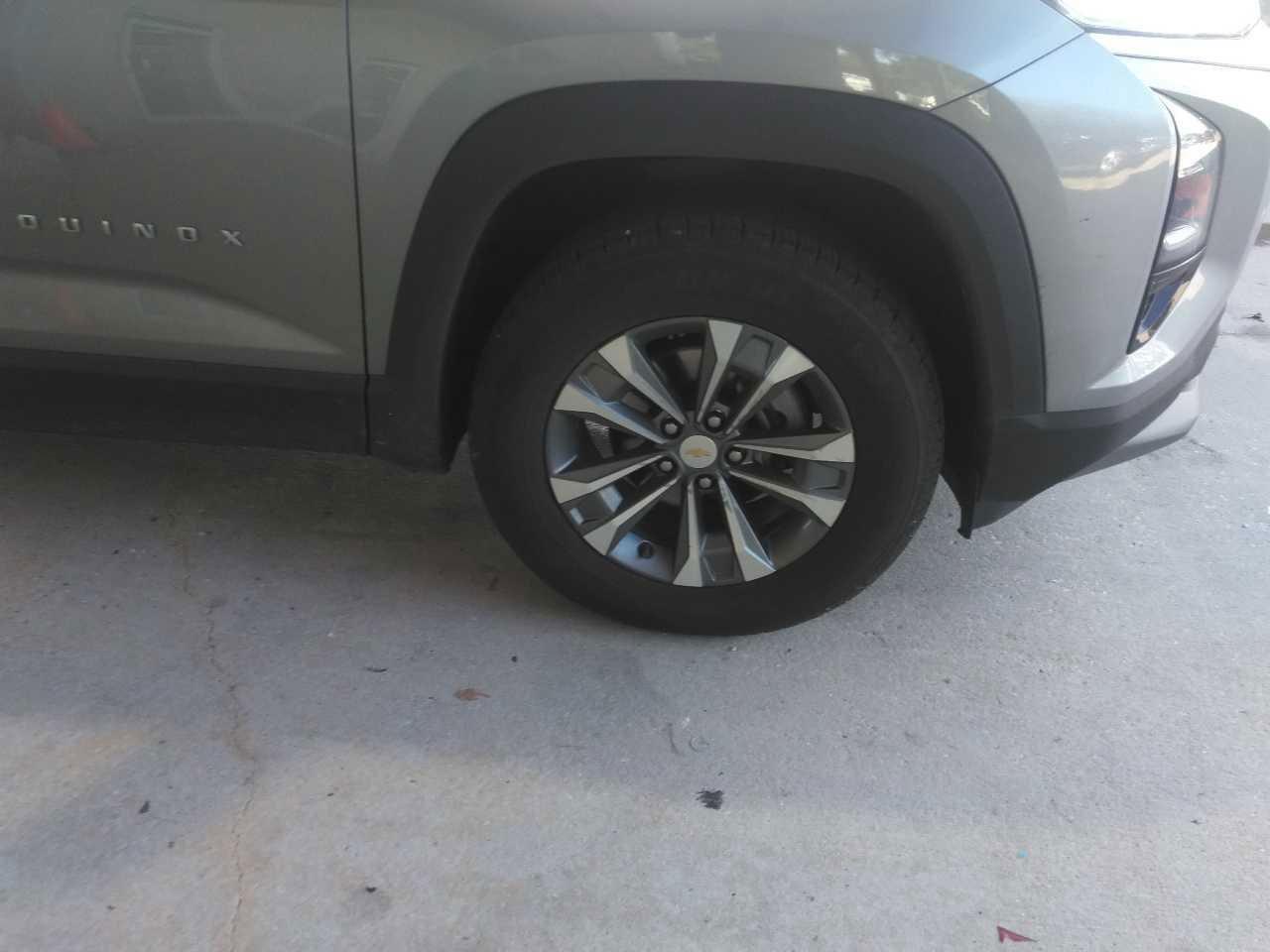 Used 2025 Chevrolet Equinox SUV