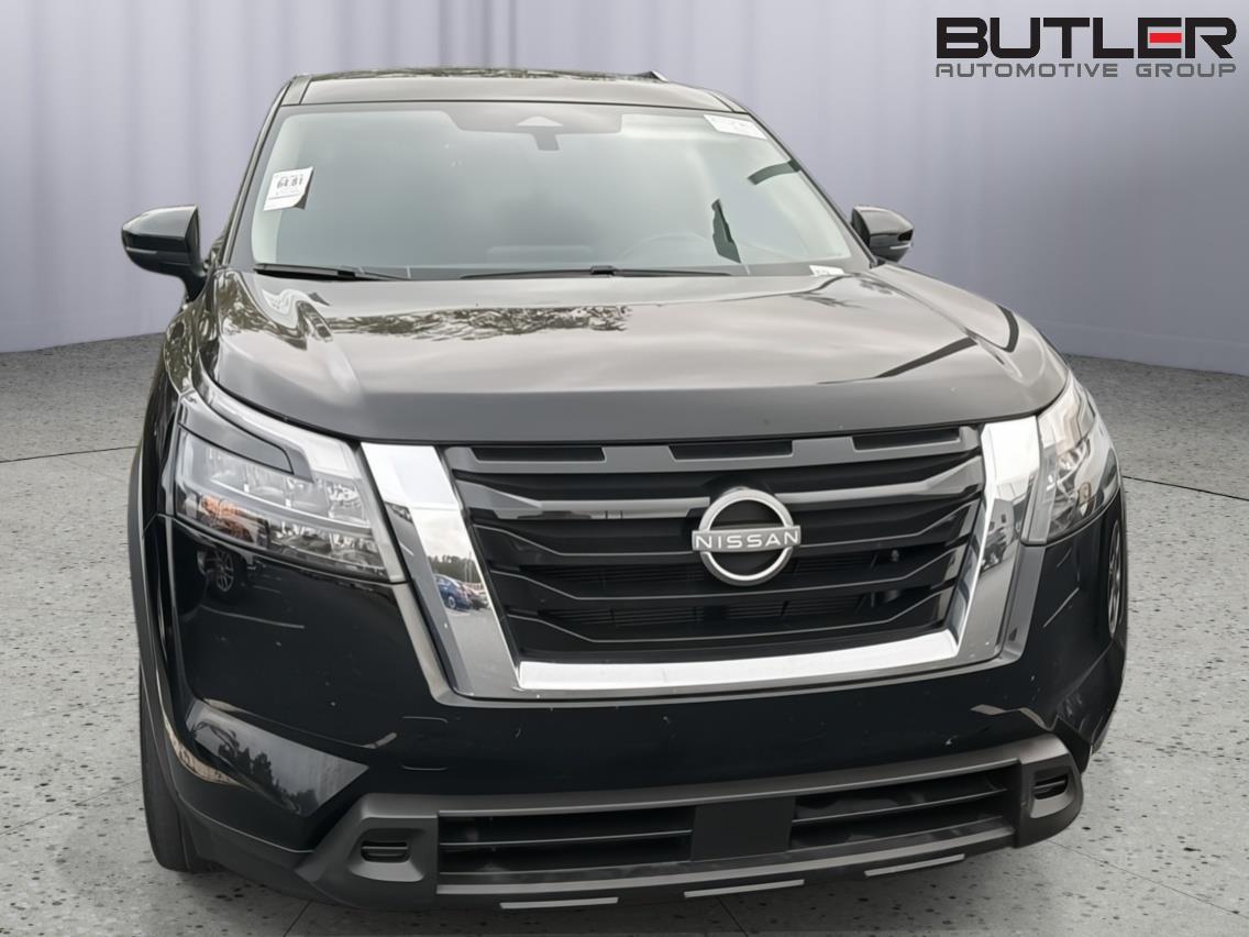Used 2025 Nissan Pathfinder SUV