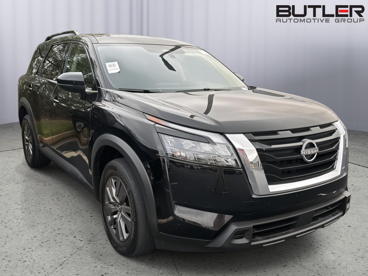Used 2025 Nissan Pathfinder SUV