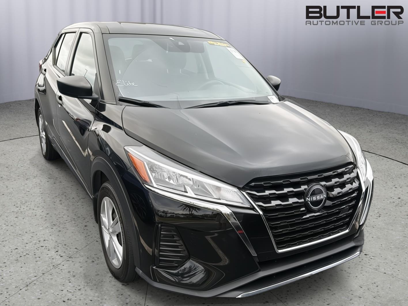 Used 2024 Nissan Kicks SUV