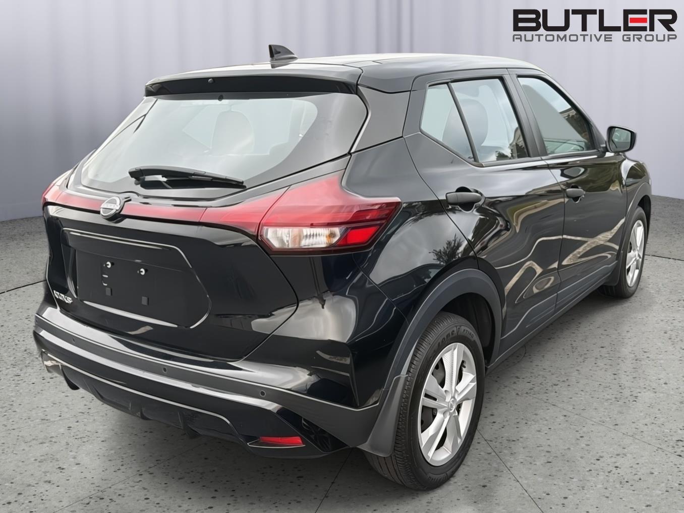 Used 2024 Nissan Kicks SUV