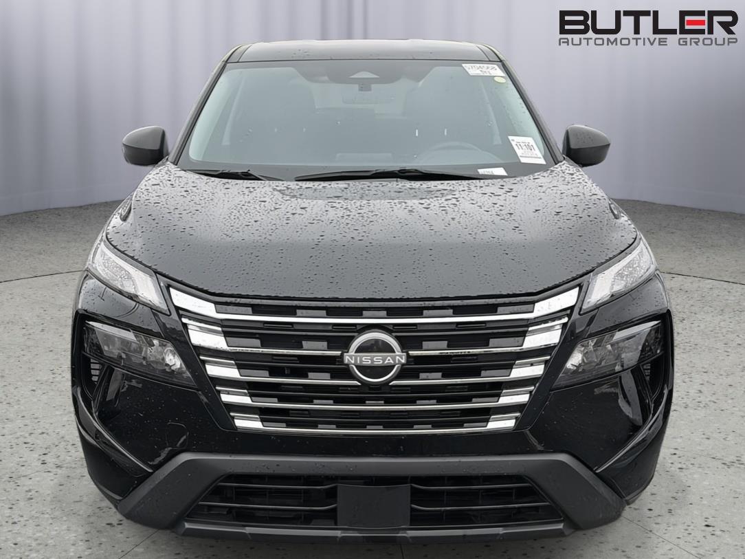 Used 2025 Nissan Rogue SUV