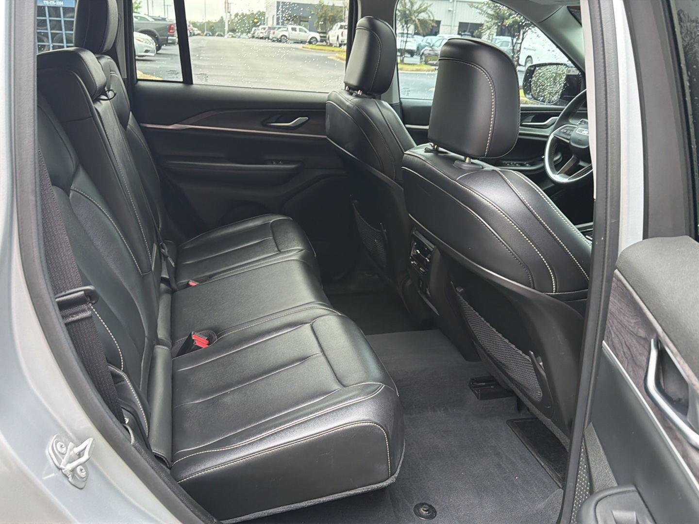 Used 2023 Jeep Grand Cherokee SUV