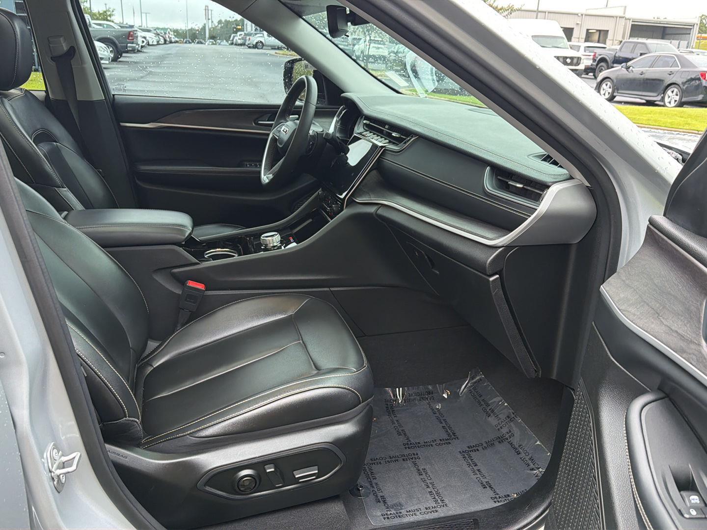 Used 2023 Jeep Grand Cherokee SUV