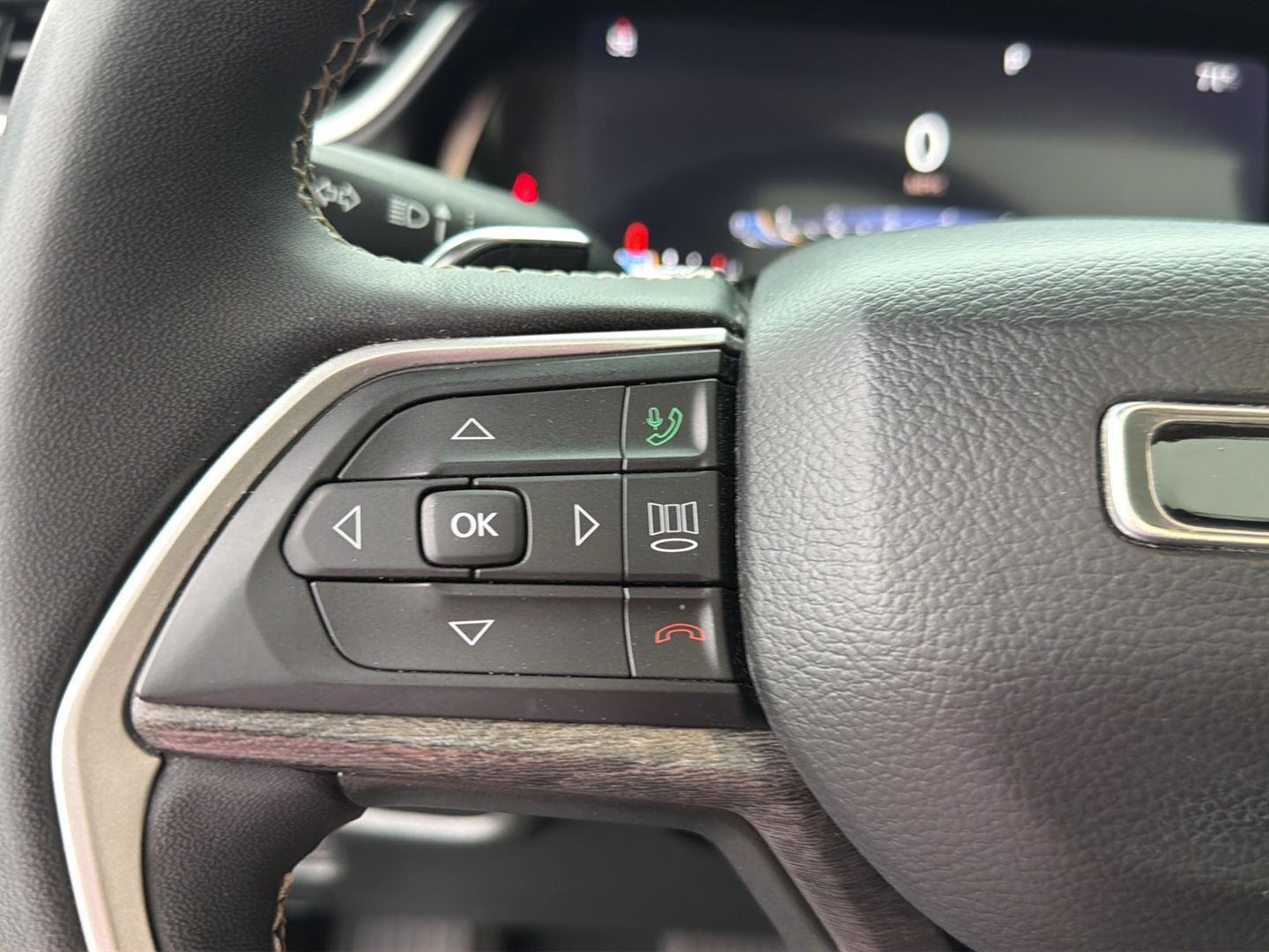 Used 2023 Jeep Grand Cherokee SUV