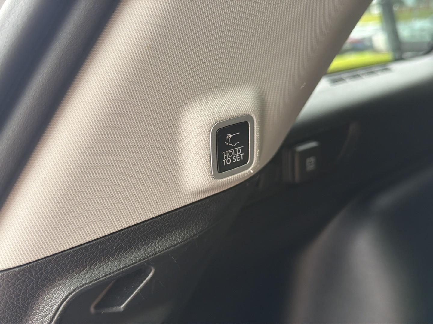Used 2023 Jeep Grand Cherokee SUV