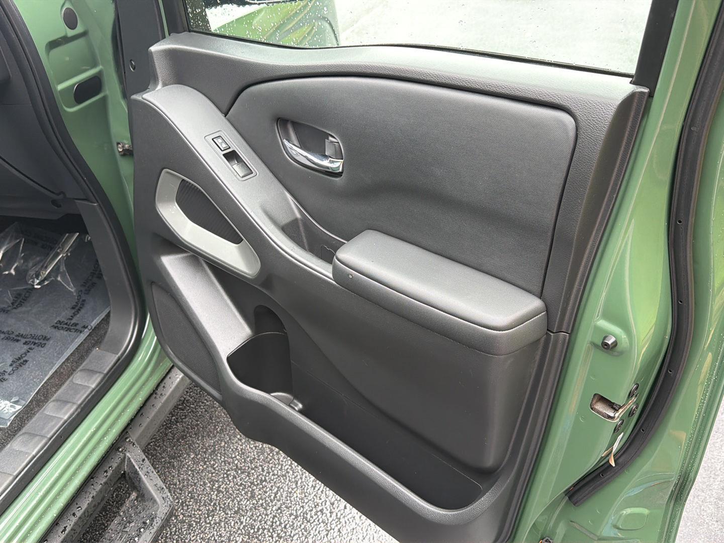 Used 2023 Nissan Frontier Truck