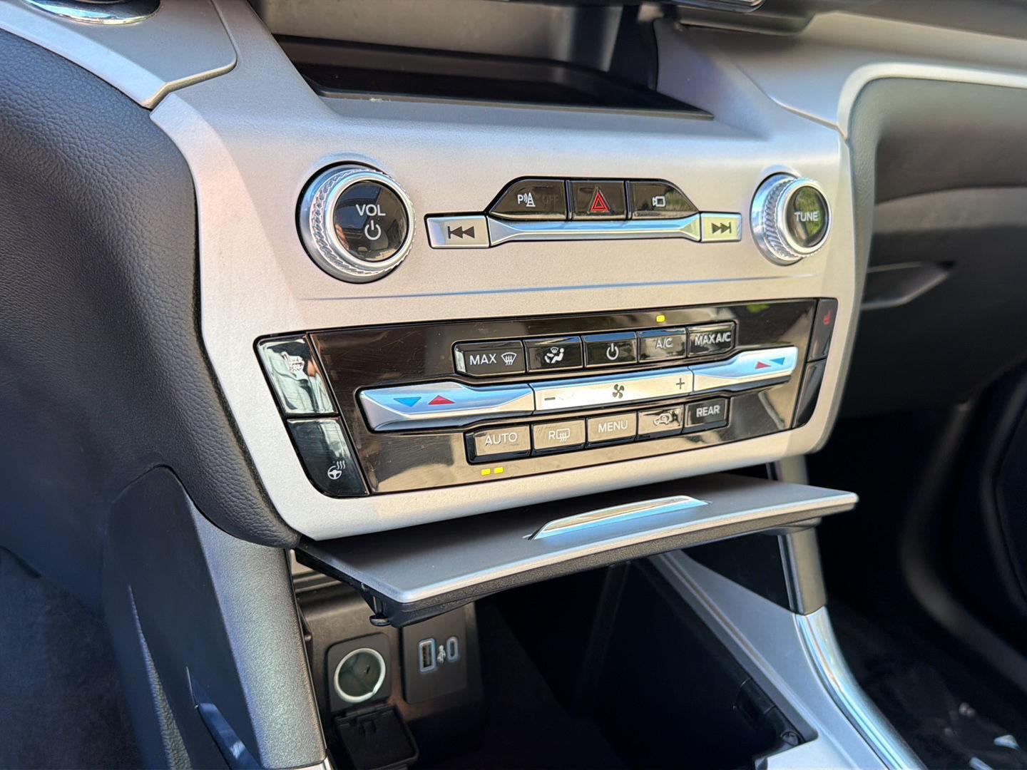 Used 2023 Ford Explorer SUV