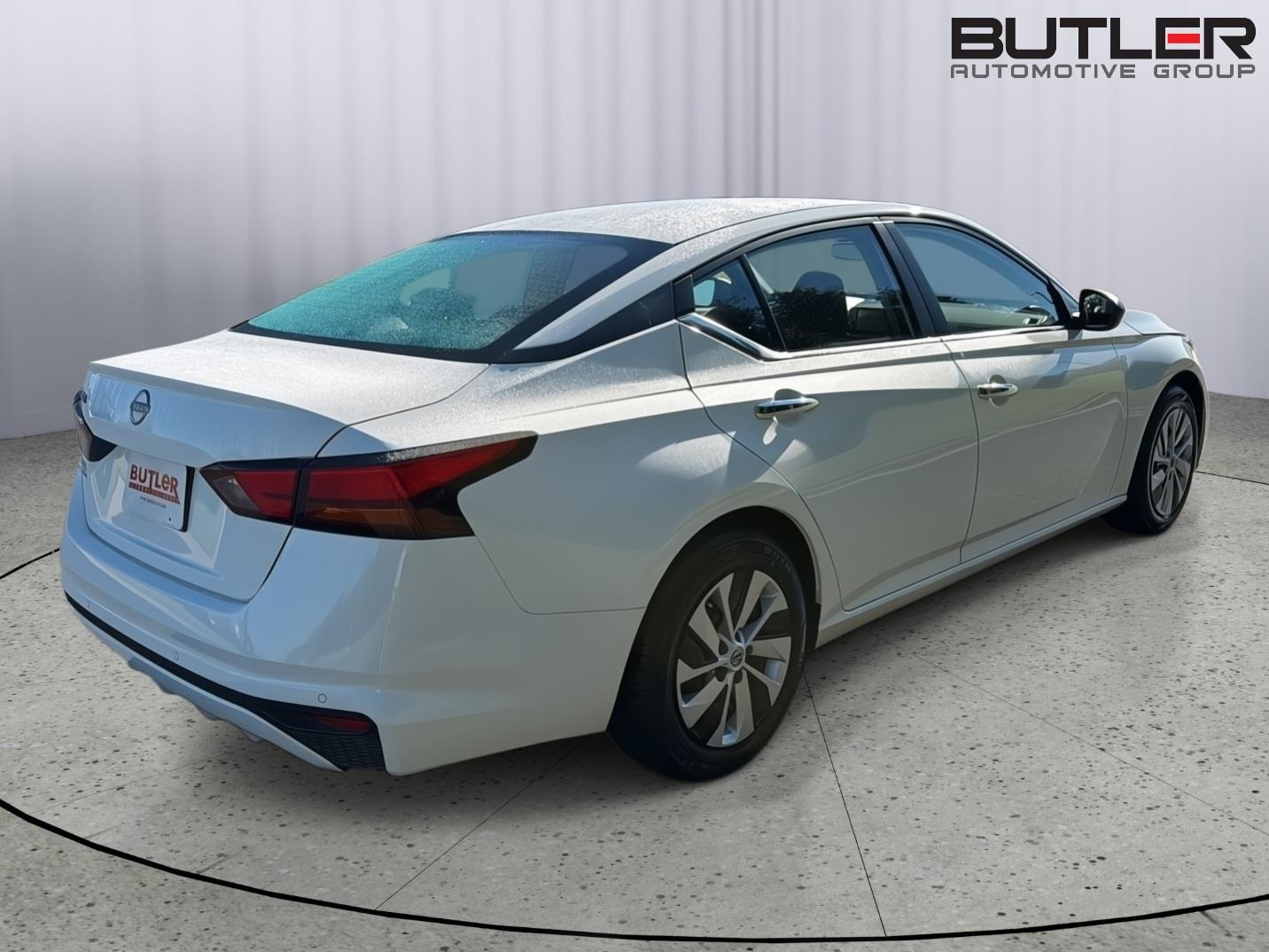 Used 2024 Nissan Altima Sedan