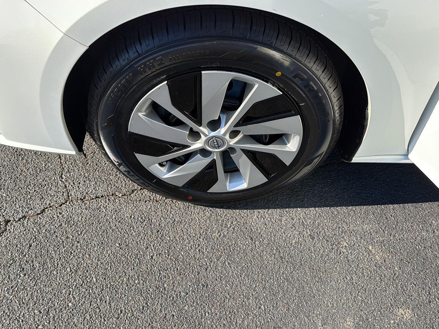 Used 2024 Nissan Altima Sedan