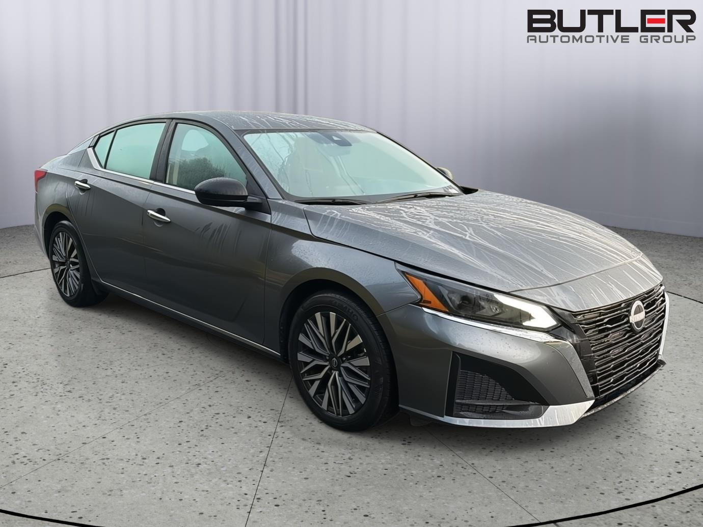 Used 2025 Nissan Altima Sedan