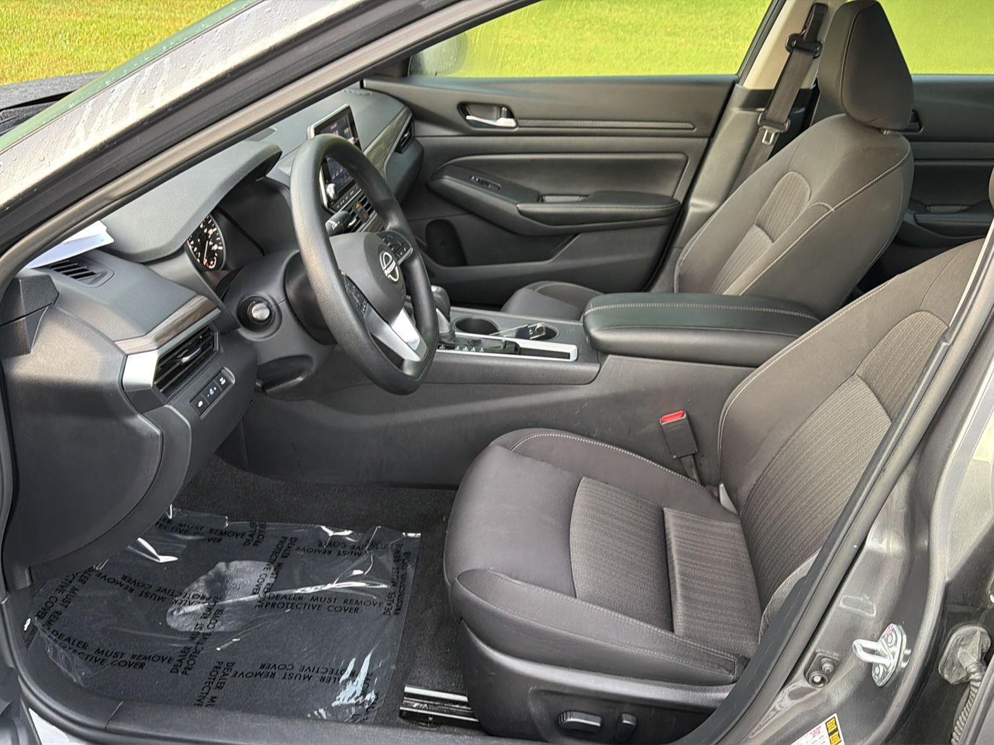 Used 2025 Nissan Altima Sedan
