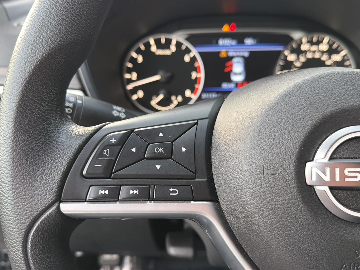 Used 2025 Nissan Altima Sedan