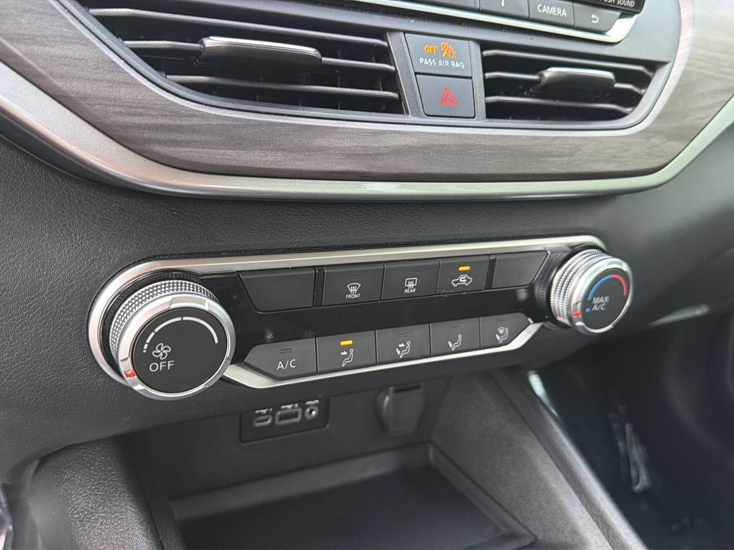 Used 2025 Nissan Altima Sedan
