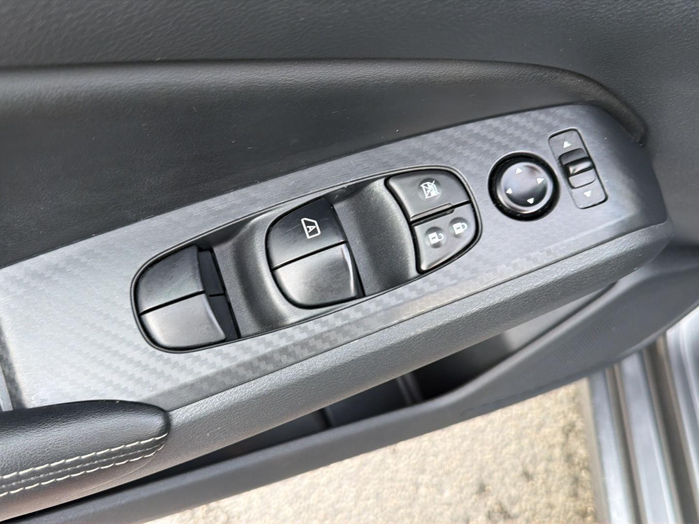 Used 2025 Nissan Altima Sedan