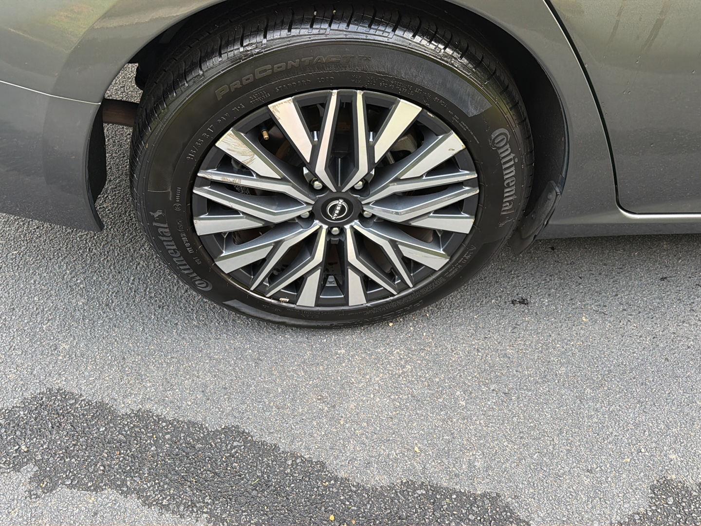 Used 2025 Nissan Altima Sedan