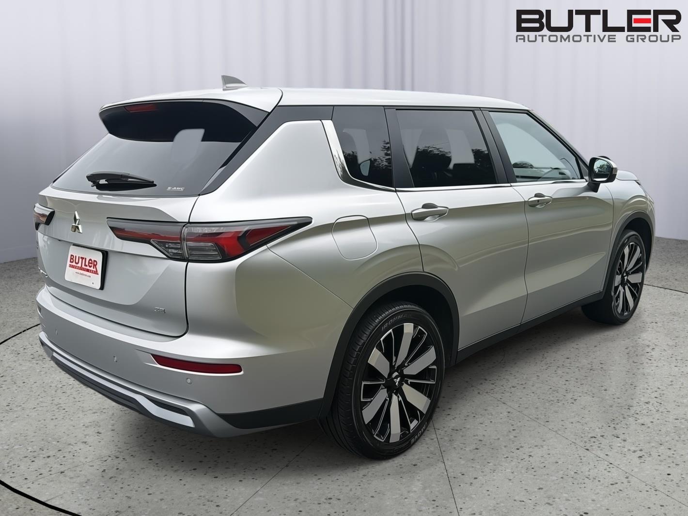 Used 2025 Mitsubishi Outlander Sedan