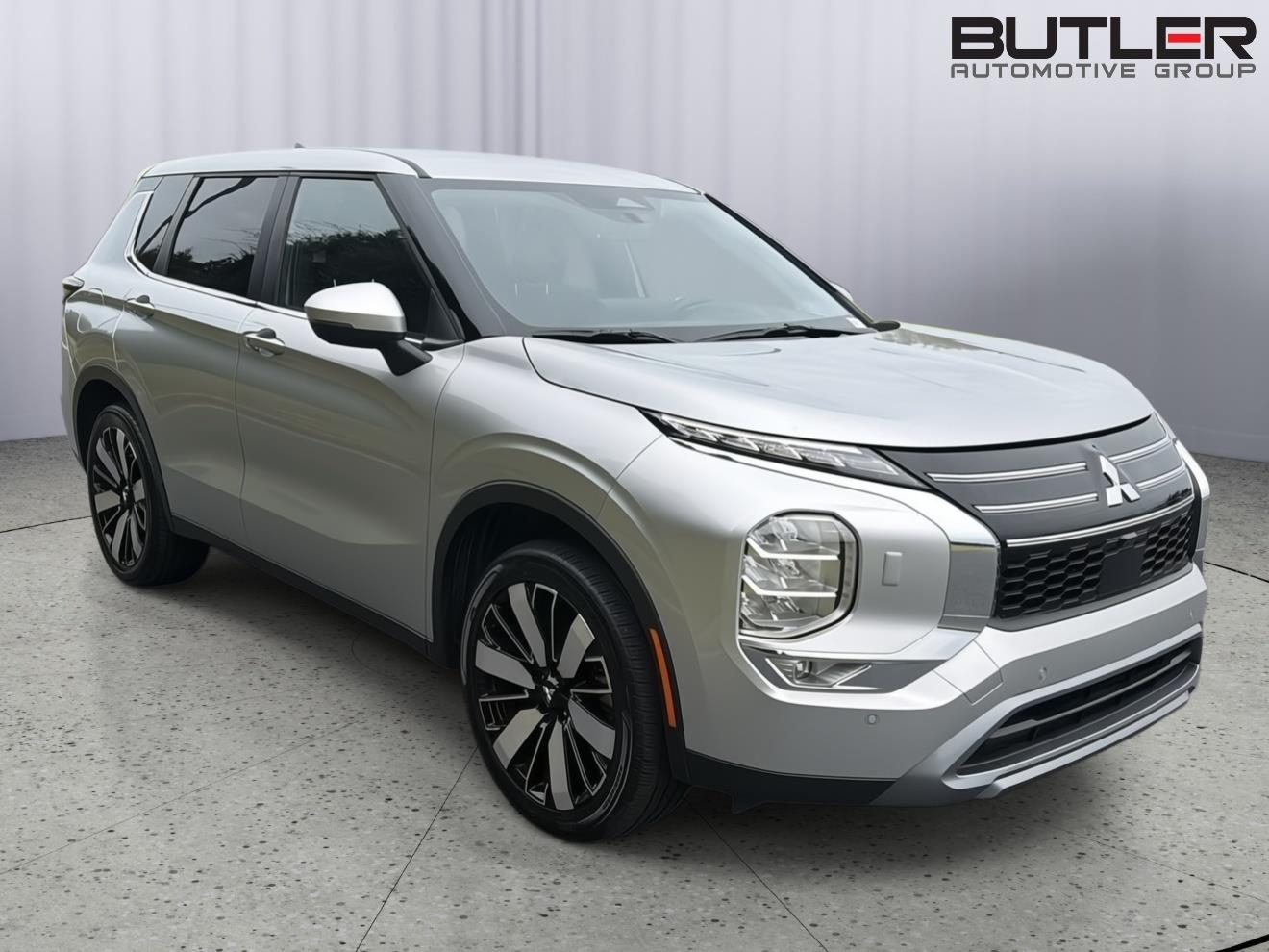 Used 2025 Mitsubishi Outlander Sedan