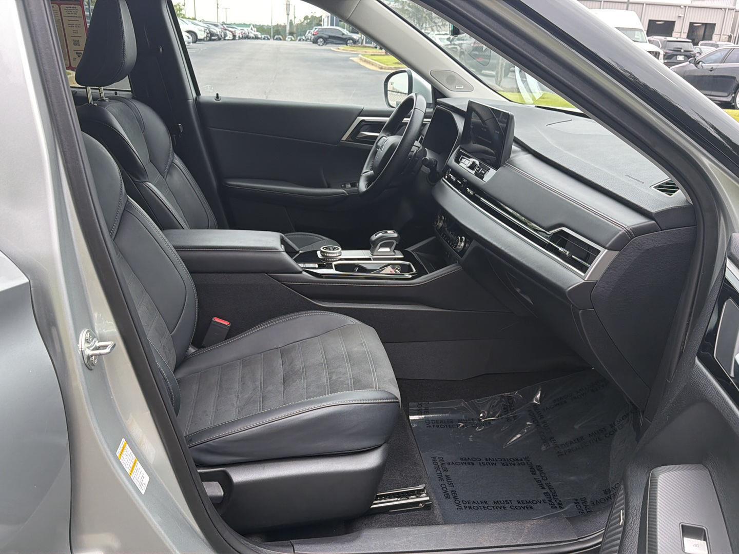 Used 2025 Mitsubishi Outlander Sedan
