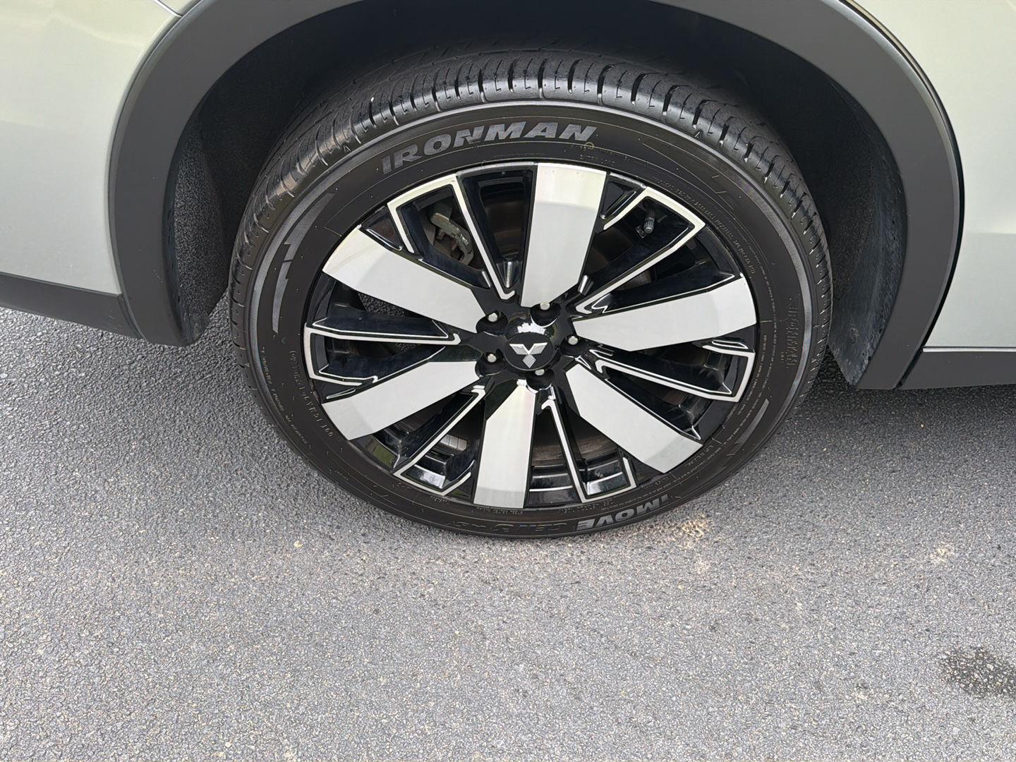 Used 2025 Mitsubishi Outlander Sedan