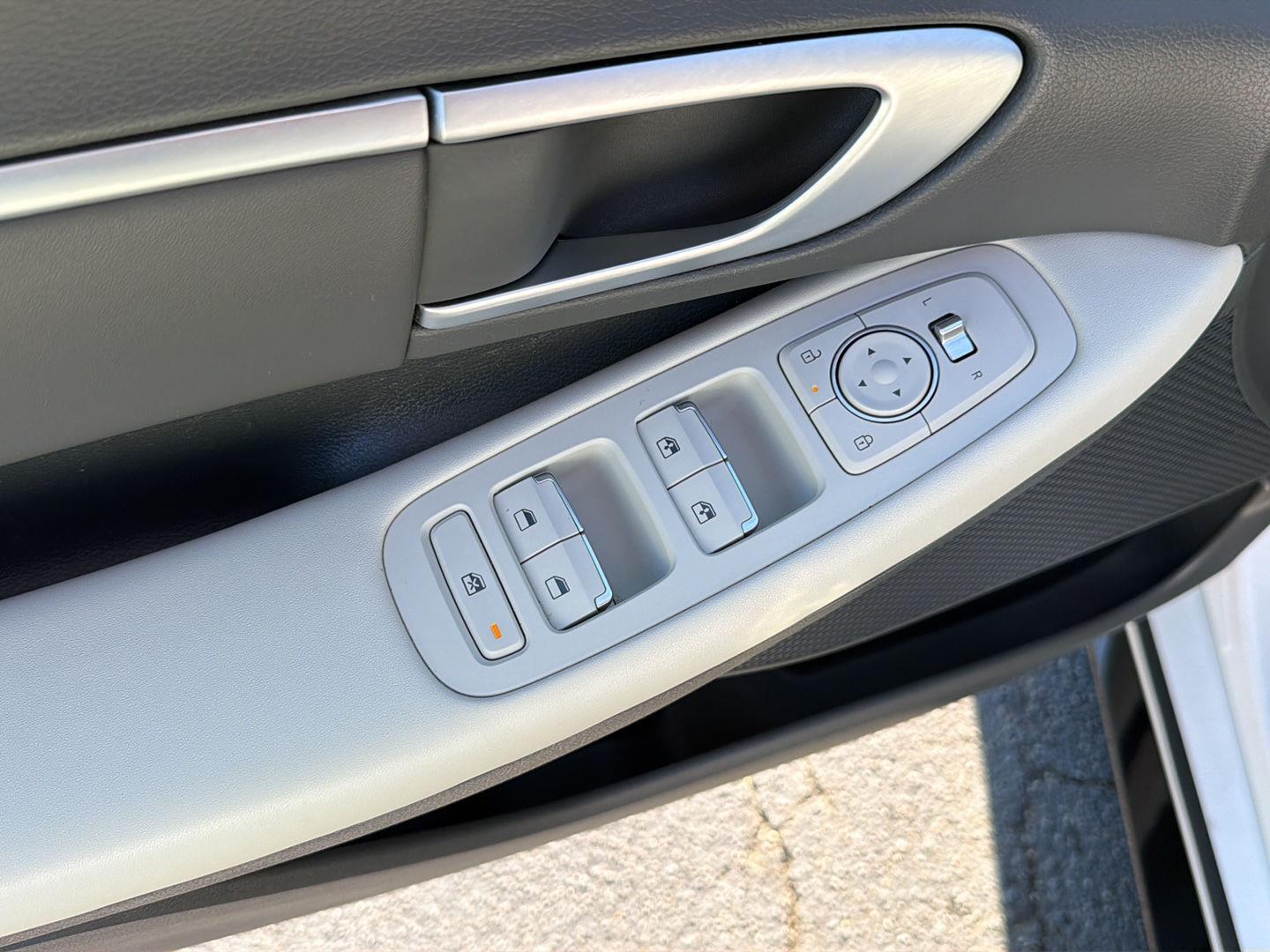 Used 2025 Hyundai Sonata Sedan