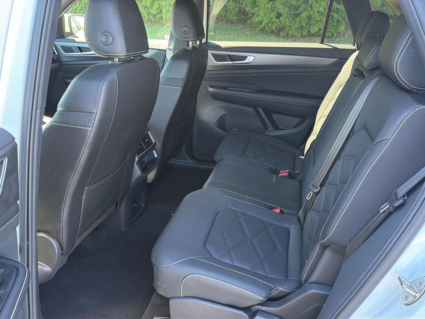 Used 2024 Volkswagen Atlas Cross Sport SUV