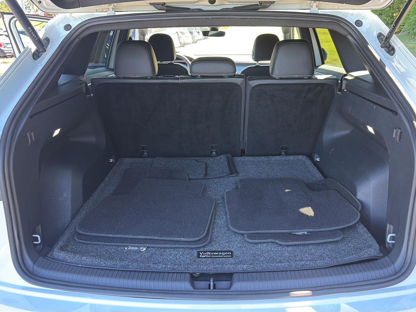 Used 2024 Volkswagen Atlas Cross Sport SUV
