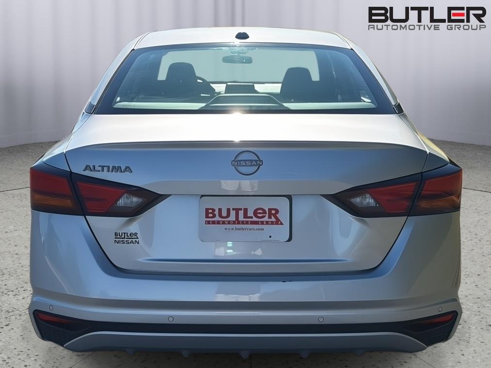 Used 2025 Nissan Altima Sedan