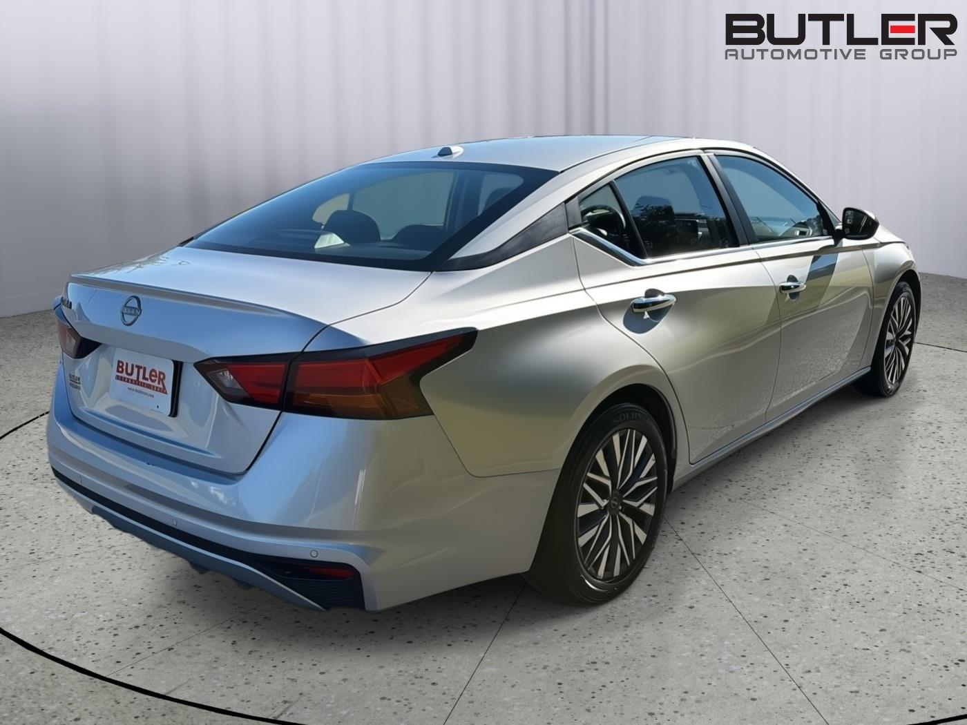 Used 2025 Nissan Altima Sedan