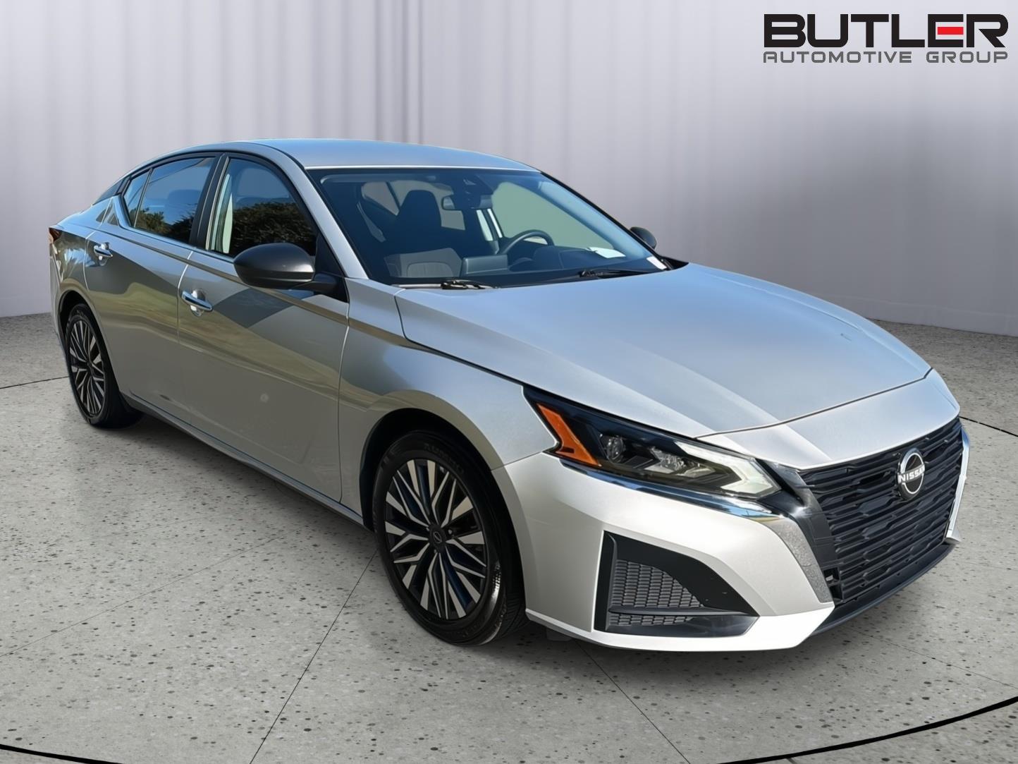 Used 2025 Nissan Altima Sedan