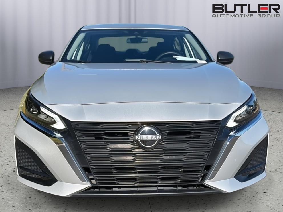 Used 2025 Nissan Altima Sedan