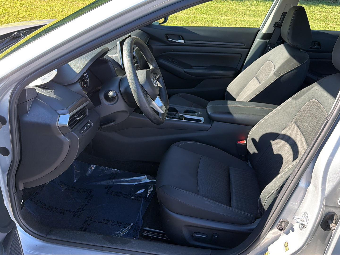 Used 2025 Nissan Altima Sedan