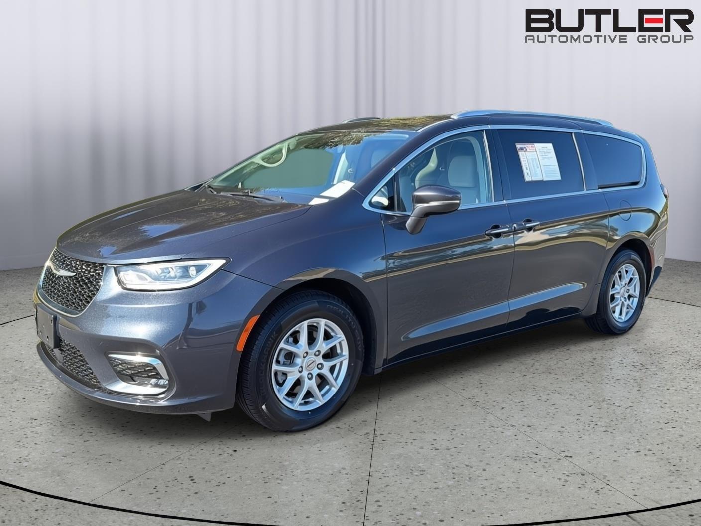 Used 2021 Chrysler Pacifica Van