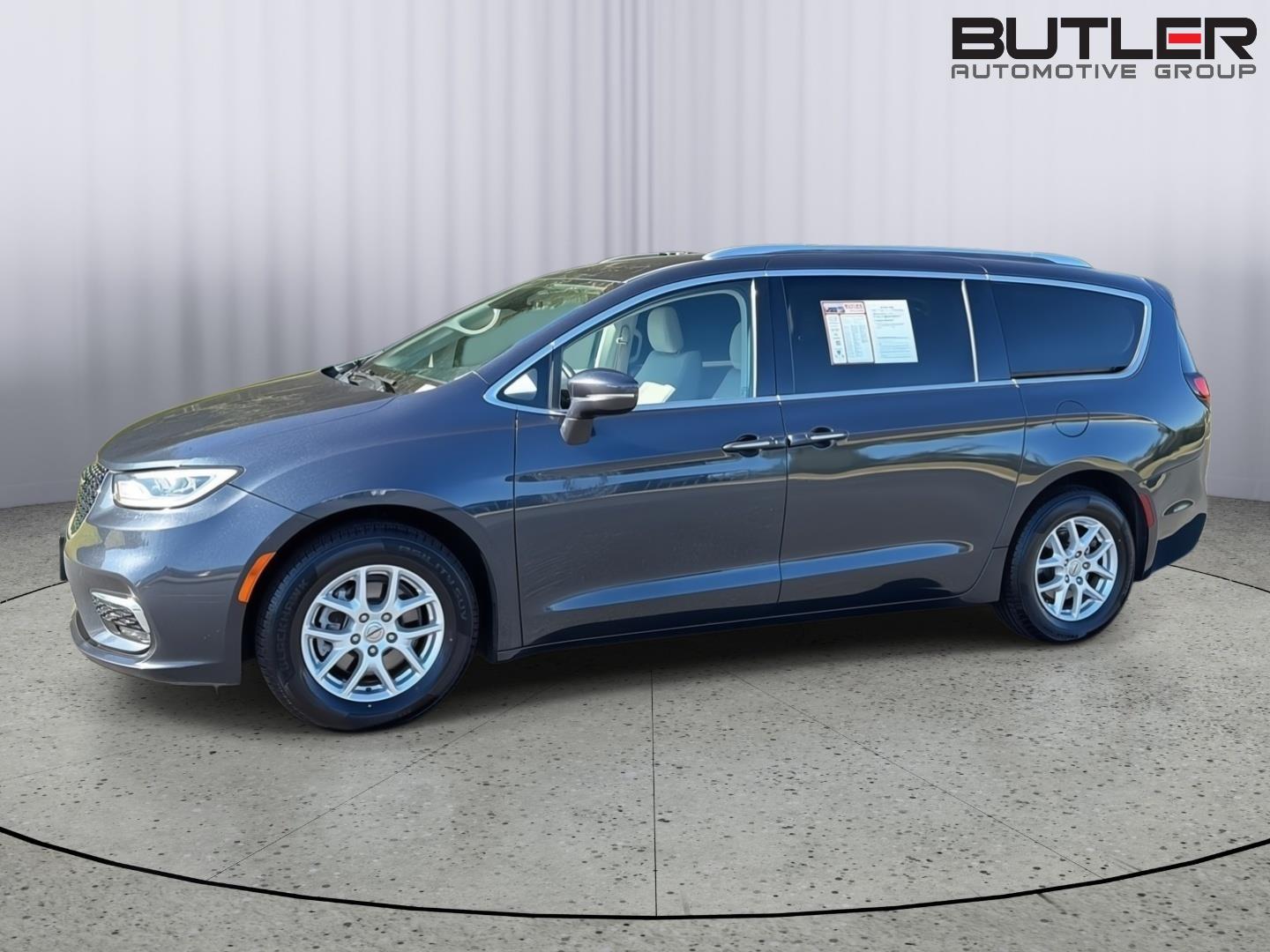Used 2021 Chrysler Pacifica Van
