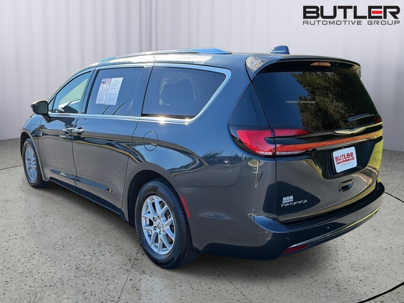 Used 2021 Chrysler Pacifica Van