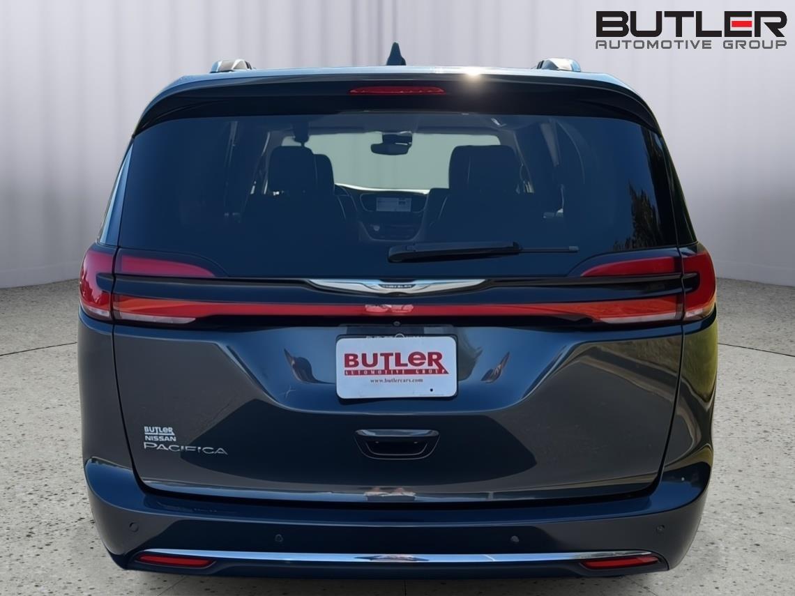 Used 2021 Chrysler Pacifica Van