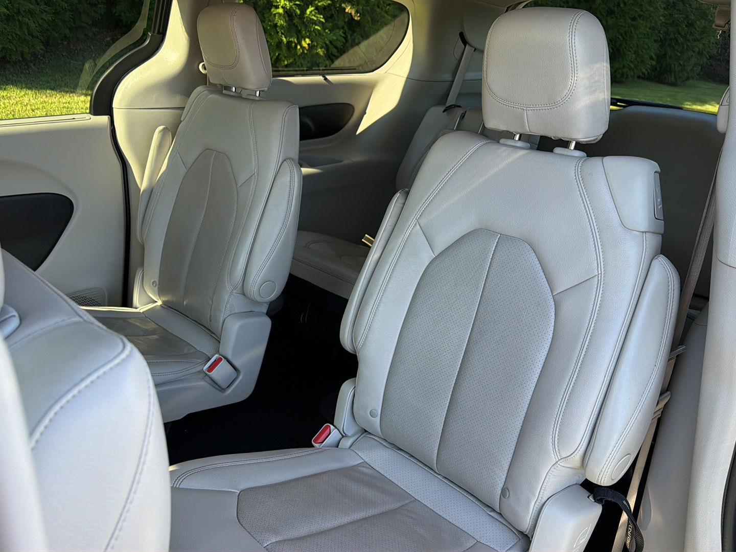 Used 2021 Chrysler Pacifica Van